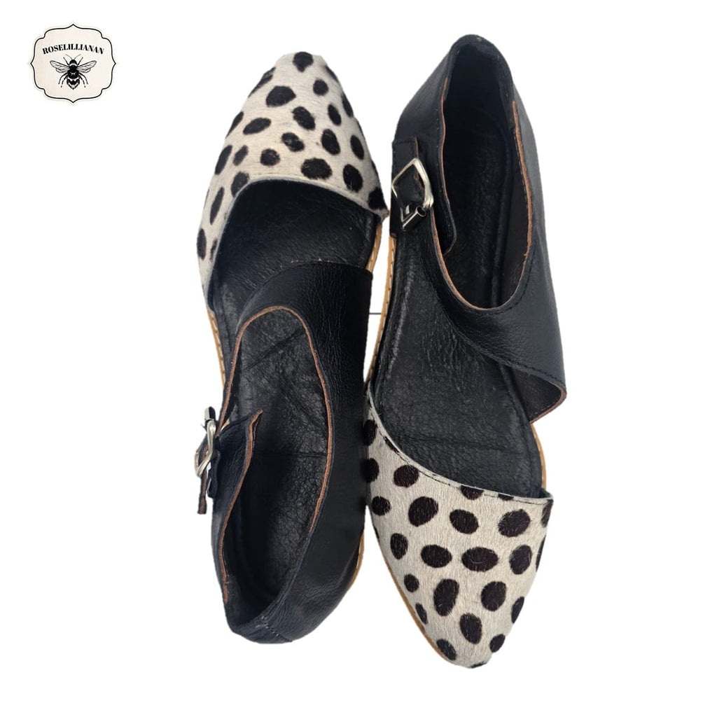Zaria White Cheetah & Black